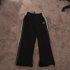Men’s adidas sweatpants- medium size